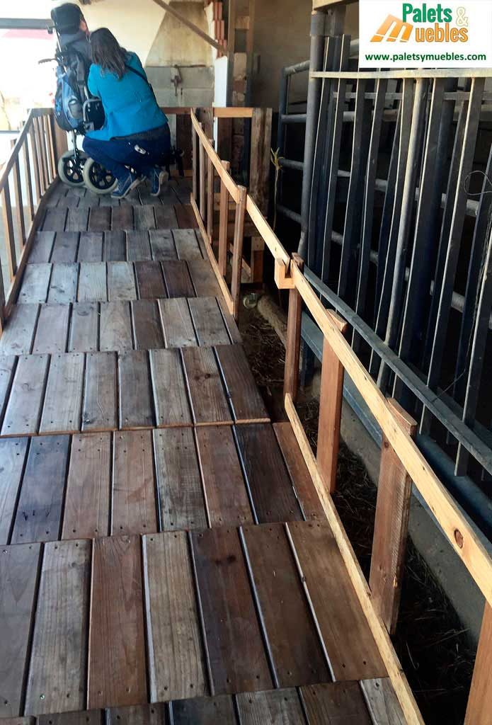 rampa con tablas de palets